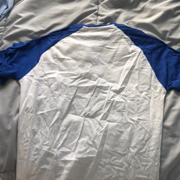 T-shirt - Picture 2 of 3